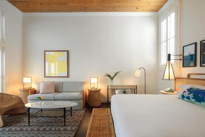 Ella's - Historic Hotel Cayo Hueso